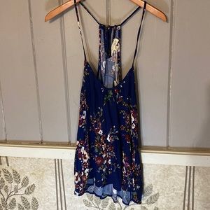 LOVE STITCH size S tank NWT